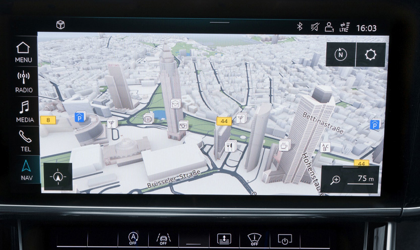Gros plan sur la fonction de vue 3D de la ville sur l’écran Audi MMI.